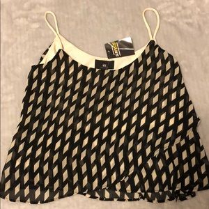 Flowy crop top with straps